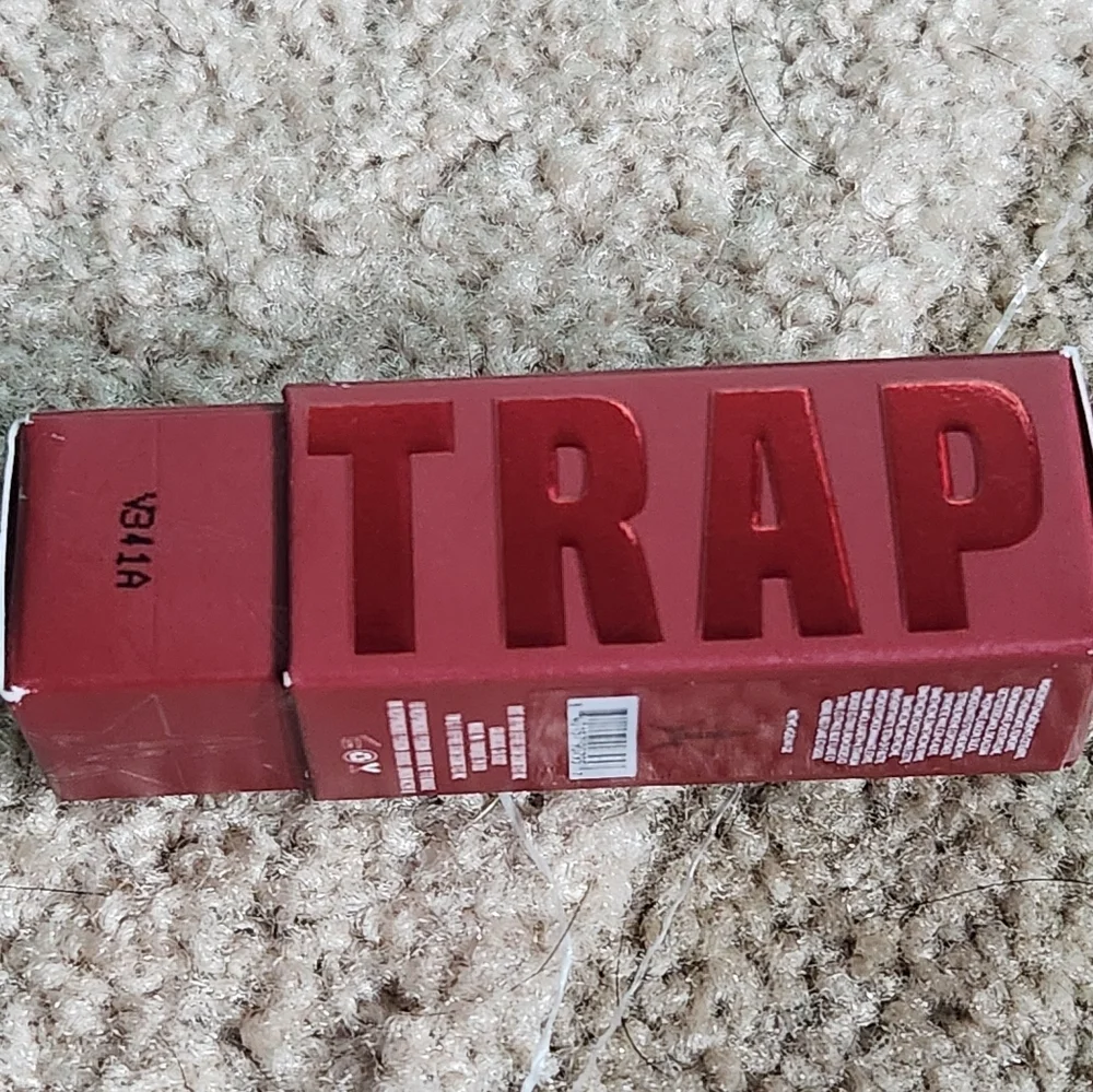 Jeffree Star Velvet Trap Lipstick NEW in box